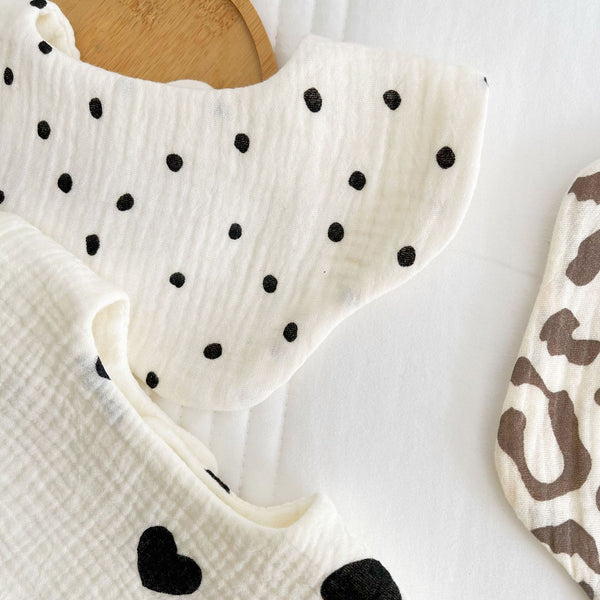 Tiny Joy Petal Bib Set
