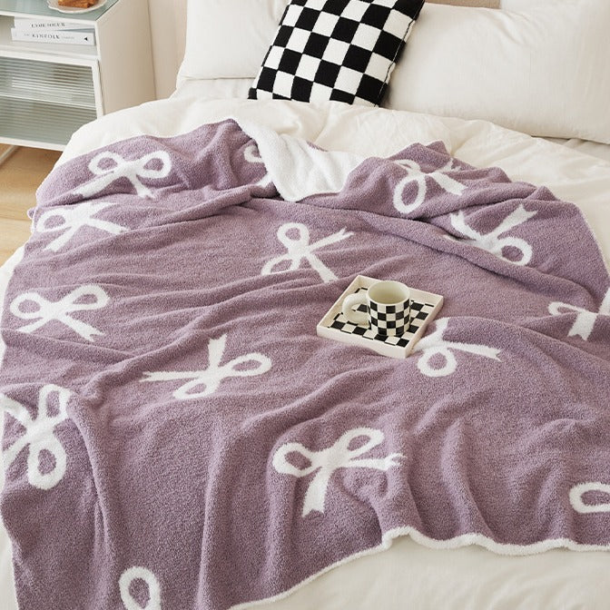 Bow Present Blanket Collection