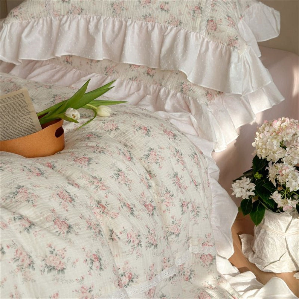 Soft Blooming Bedding Collection