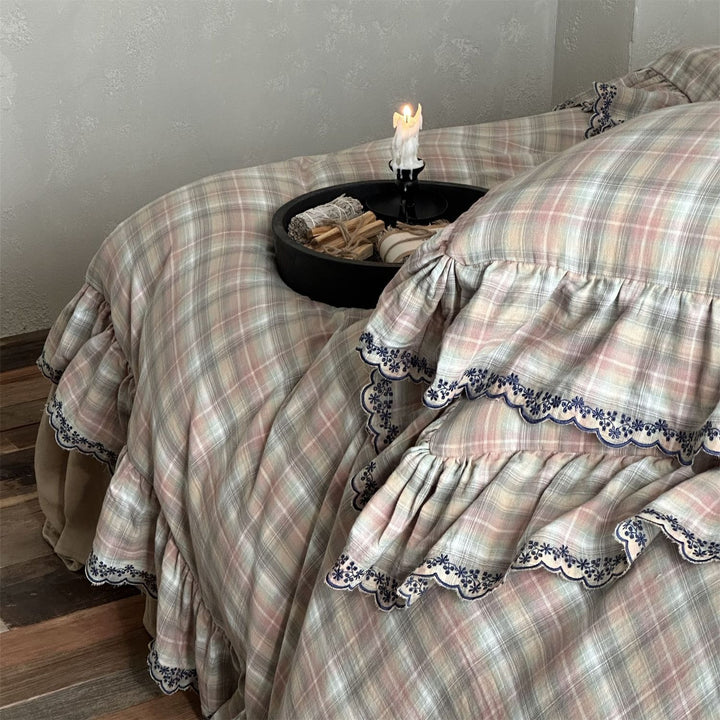 Forest Tartan & Ruffle Bedding Set