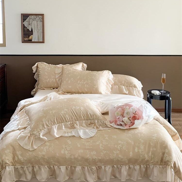 Pale Blossom Bedding Set