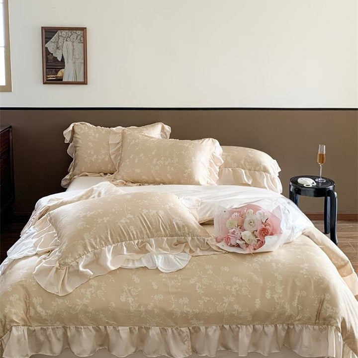 Pale Blossom Bedding Set