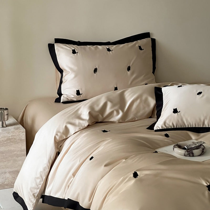Black Line Bedding Set Collection - Kitty