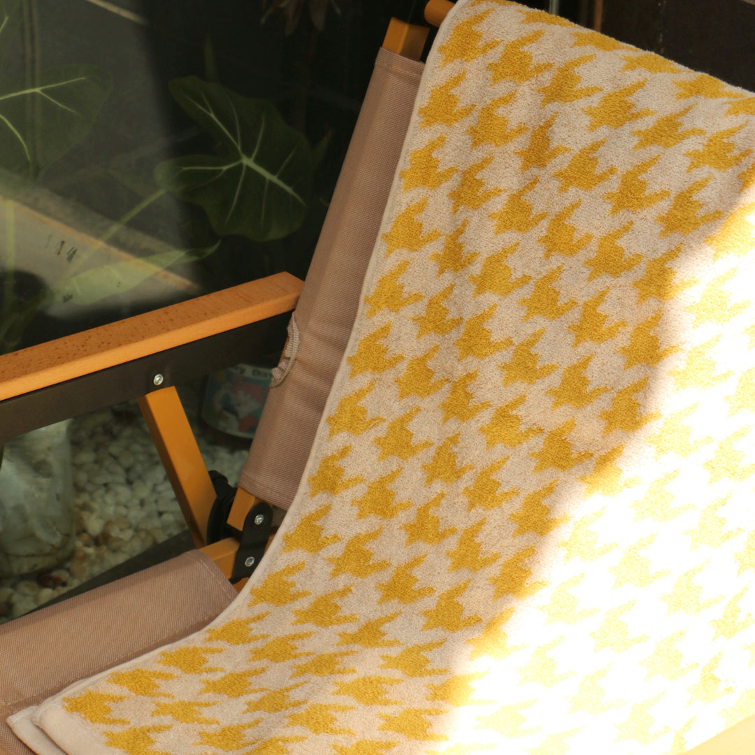 Classic Houndstooth Towel Collection
