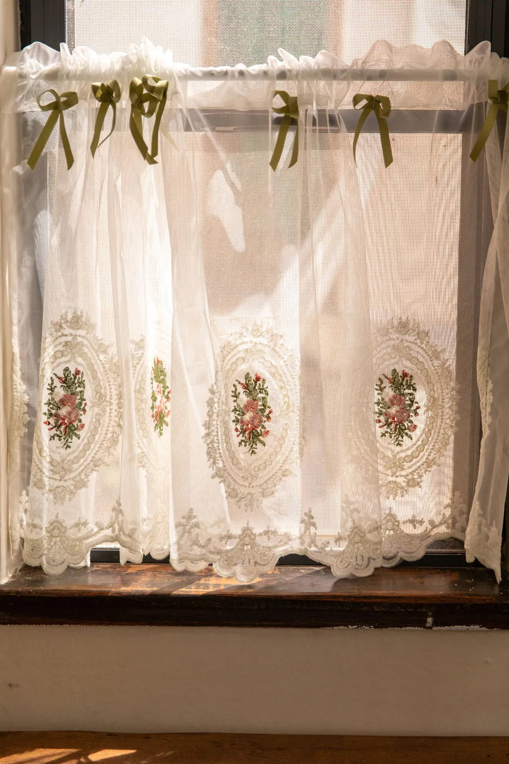 Bow&Lace Cabinet Curtain - Delicors