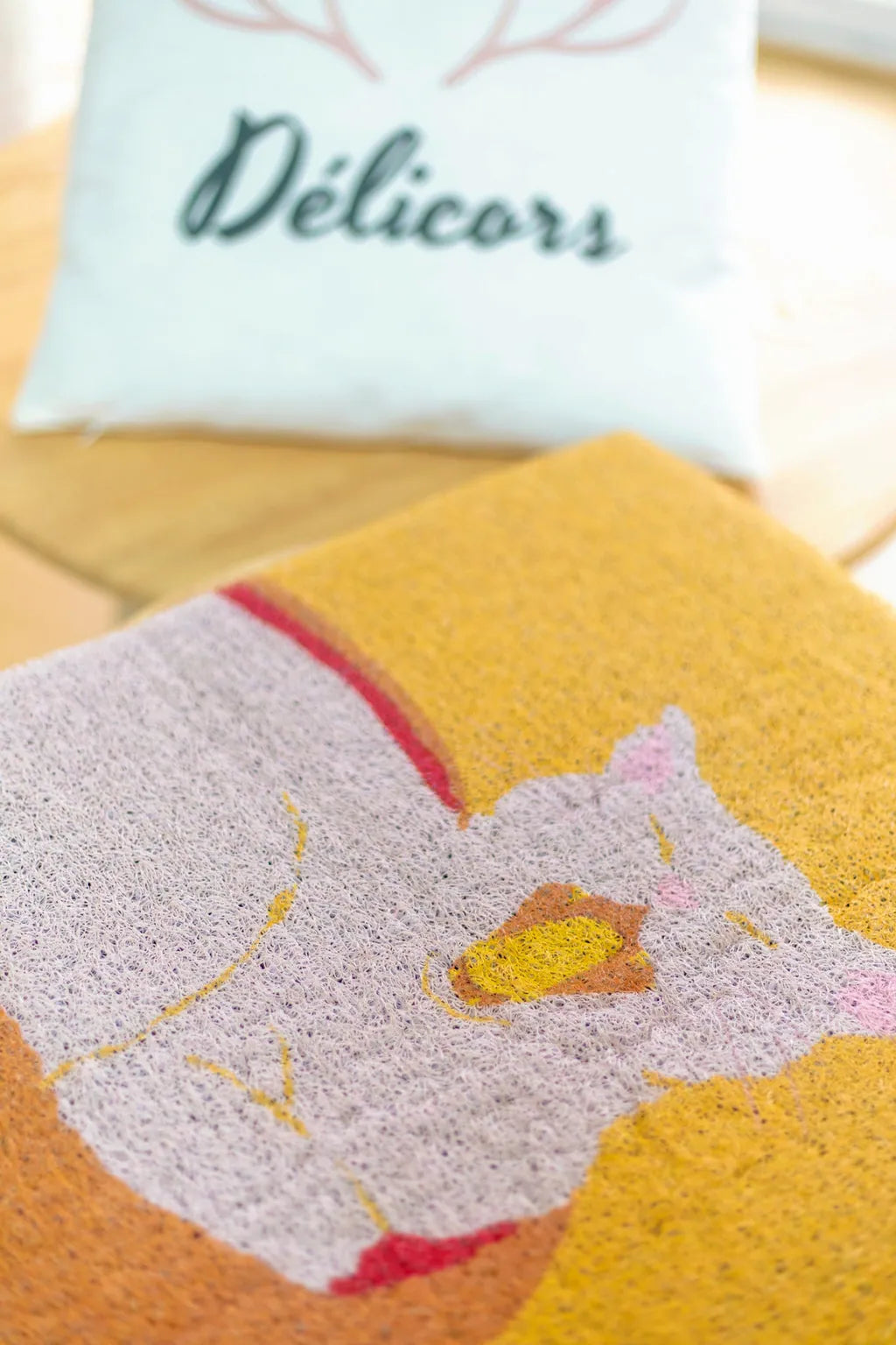 Furry Friends Entry Rug Sleepy Cat - Delicors