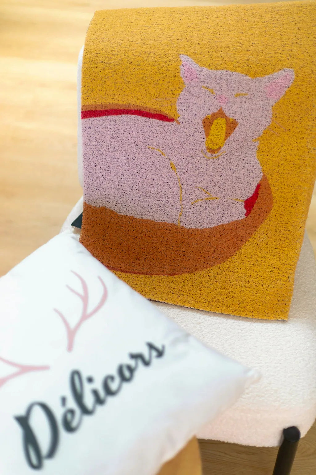 Furry Friends Entry Rug Sleepy Cat - Delicors