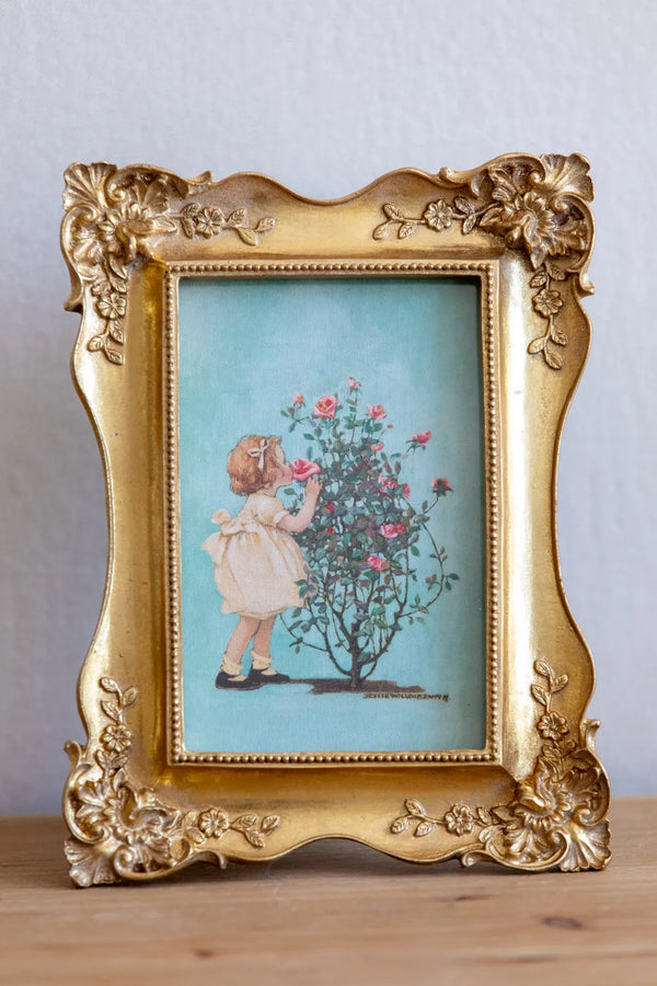 Gilded Floral Ornate Frame - Delicors