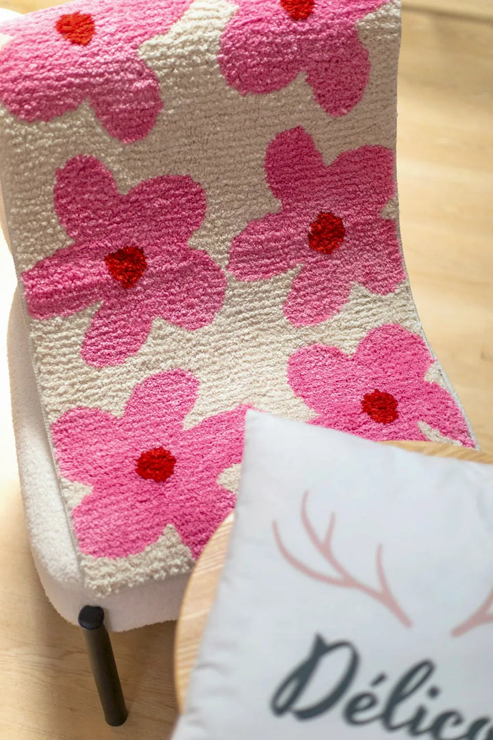 Pop Daisy Shaggy Rug - Delicors