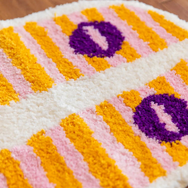 Quirky ArtFace Rug - Delicors