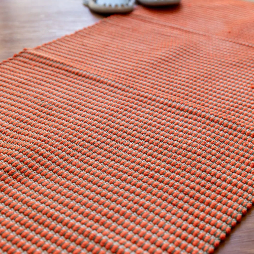 Soft Step Calm Rug - Delicors