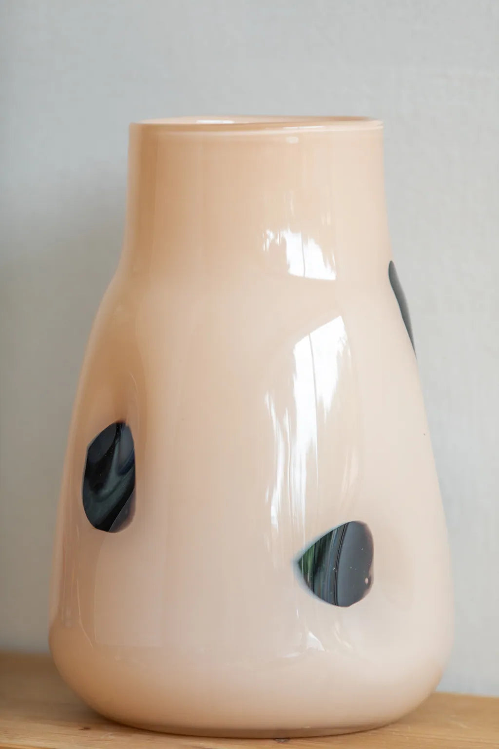 Spotted Charm Glass Vase - Delicors