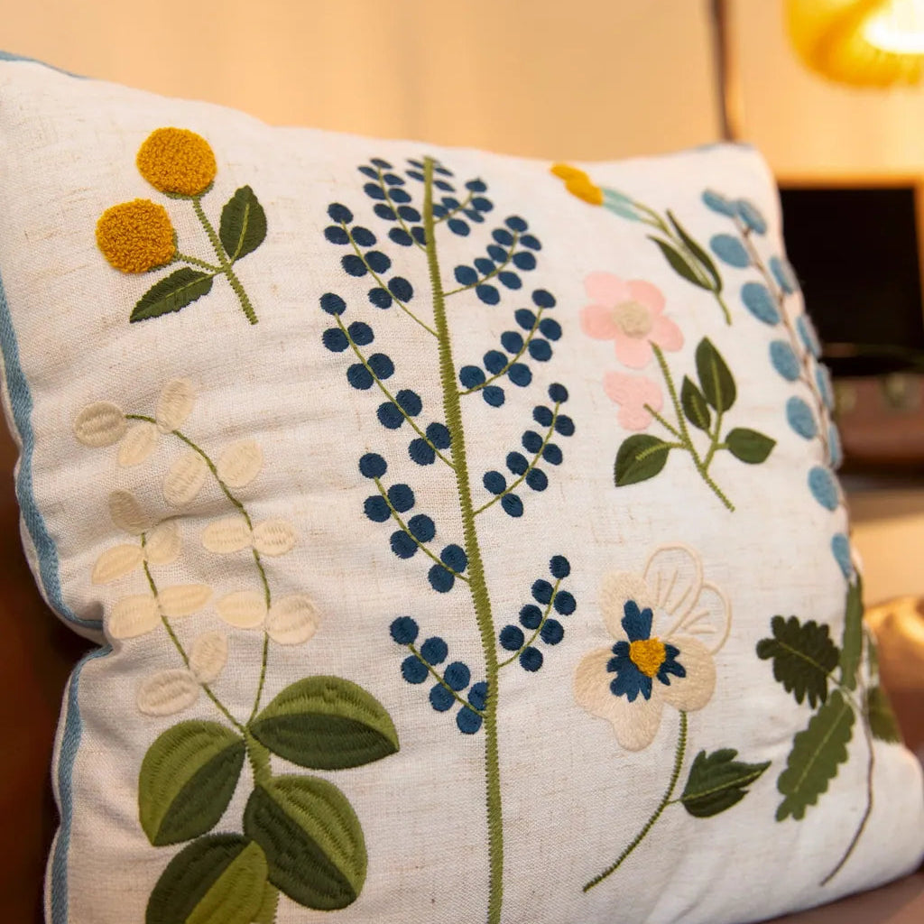 Spring Time Cushion - Delicors