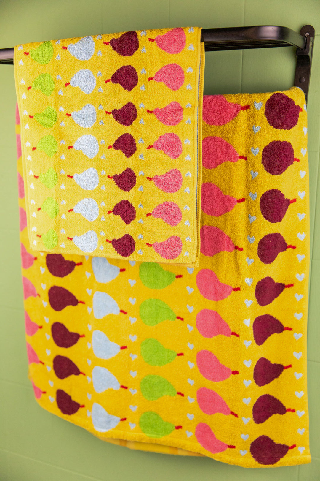 Summer Pear Towel Collection - Delicors