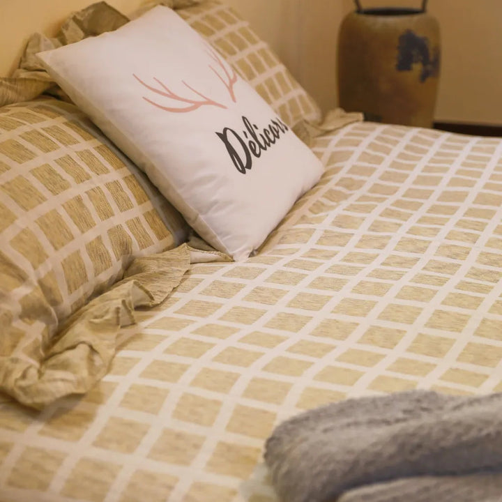 Tea Checkered Bedding Set - Delicors