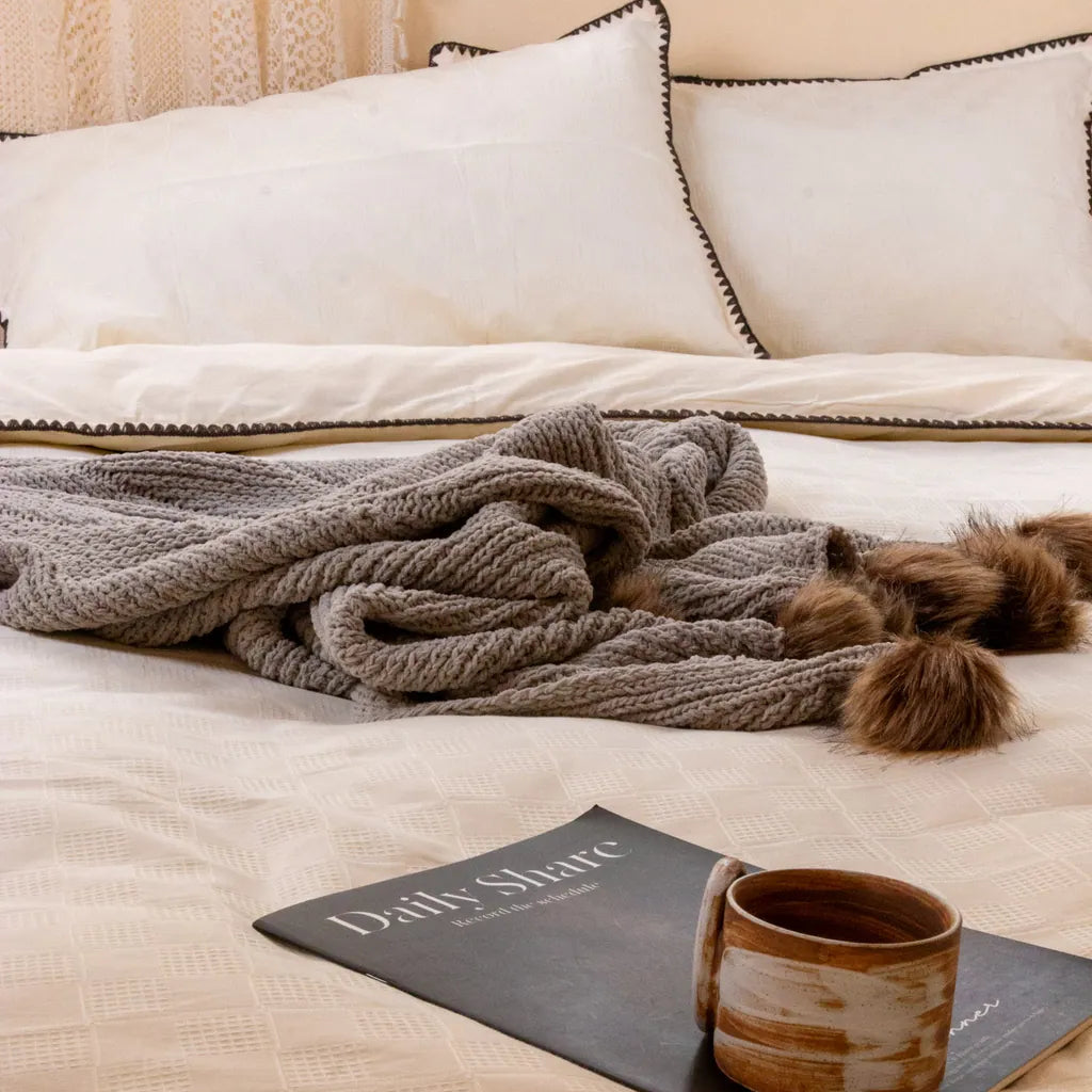Textural Bedding Set - Delicors