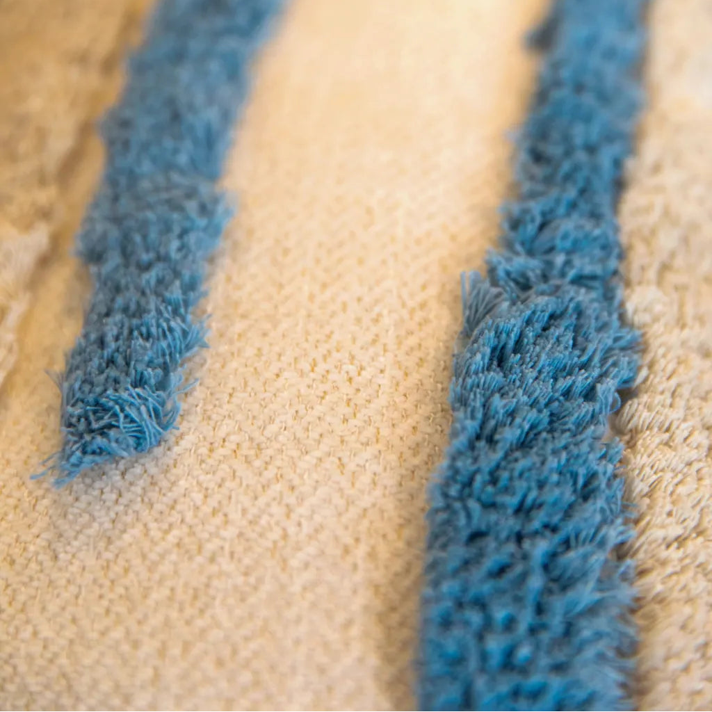 Warm Winter Cushion RectangleFurStripped - Delicors