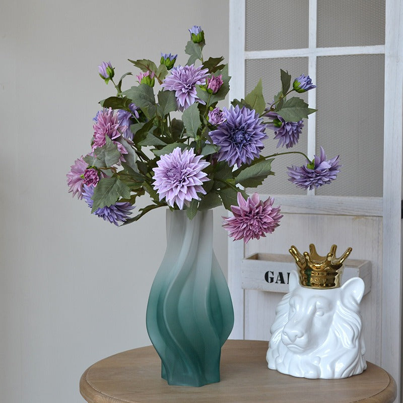 Elegant Dahlia Bouquet
