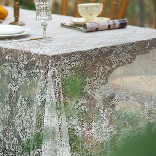 Lawn Party Lace Table Cloth
