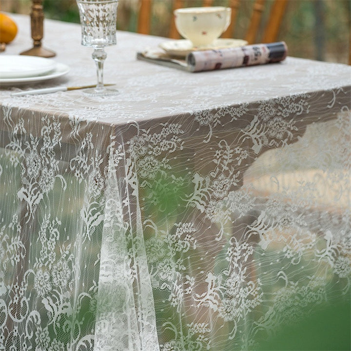 Lawn Party Lace Table Cloth