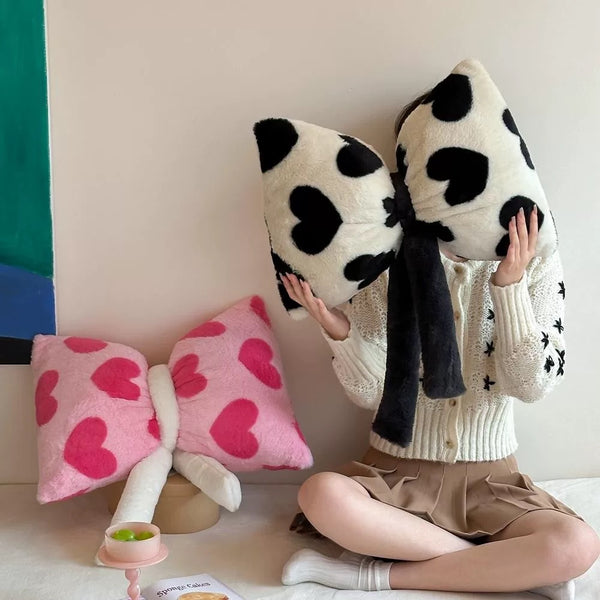 Delicors Love Story Cushion