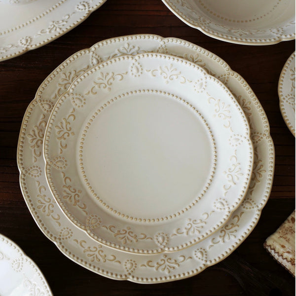 Lace Pearl Dinnerware