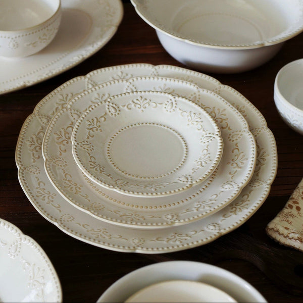 Lace Pearl Dinnerware