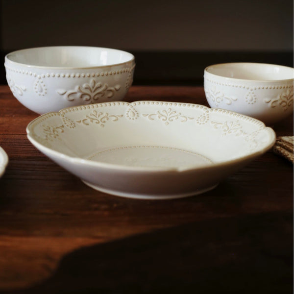Lace Pearl Dinnerware