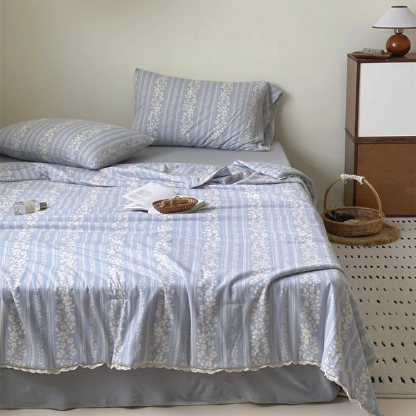 Forget-Me-Not Summer Quilted Blanket