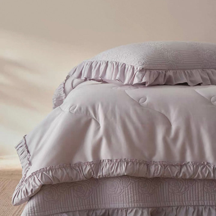 Buttercream Ruffle Summer Quilted Blanket