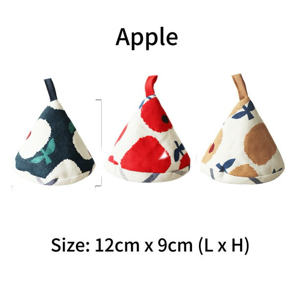 Grandma's Kitchen Triangle Pot Holder Set