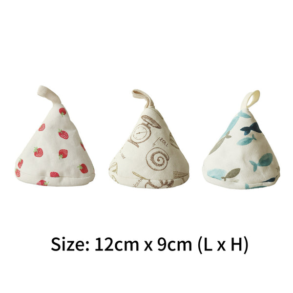 Grandma's Kitchen Triangle Pot Holder Set