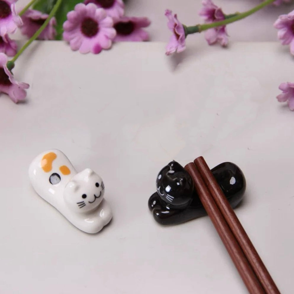 Smiling Kitty Chopstick Holder Set