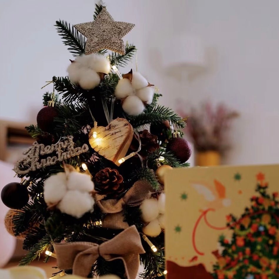 Warm Cotton Christmas Tree