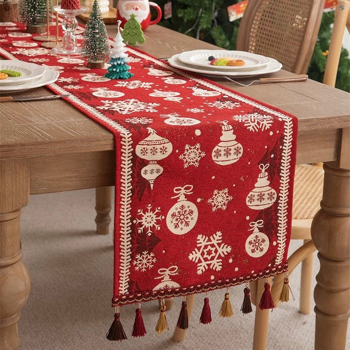Snowflake Table Runner