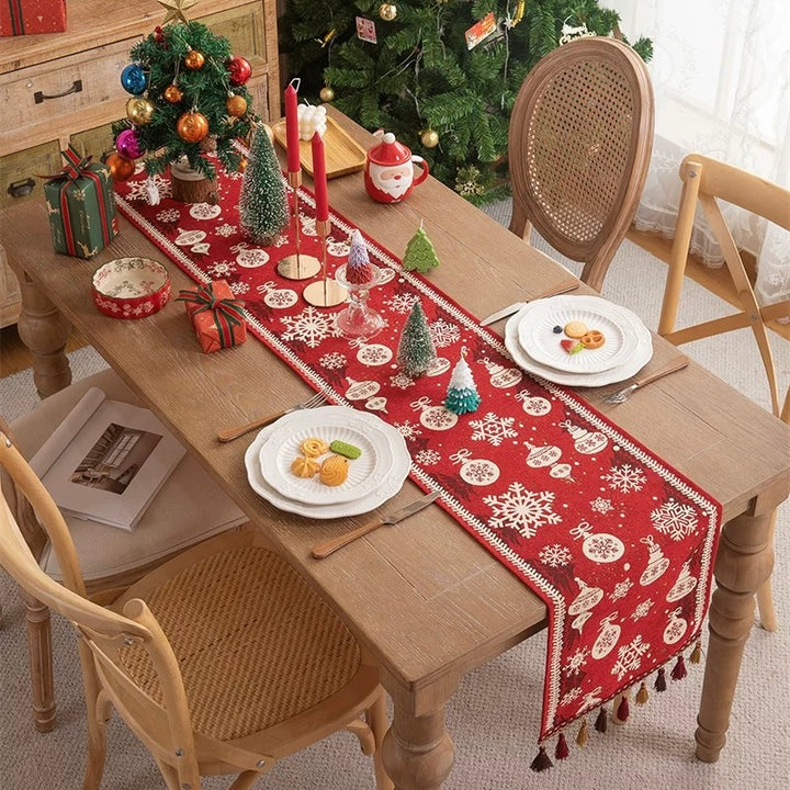 Snowflake Table Runner