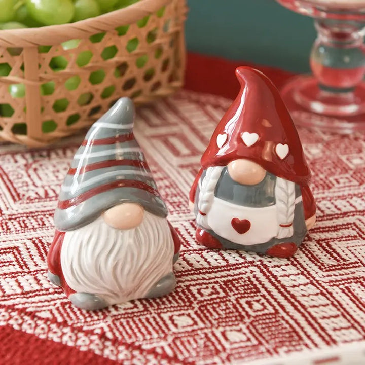 Dwarfs Salt & Pepper Shaker Set