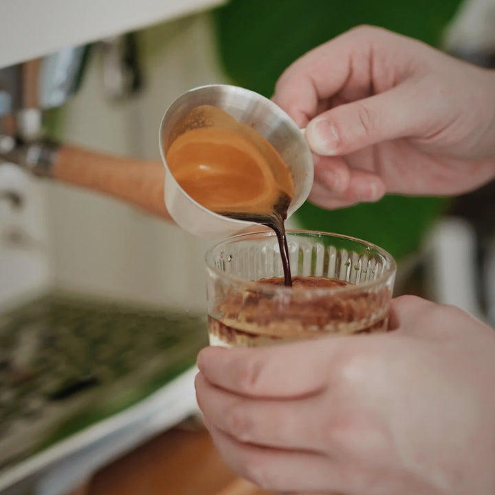 Hanging Everywhere Espresso Measuring Cup