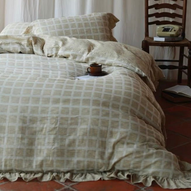 Tea Checkered Bedding Set