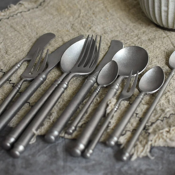 Timeless Pillar Cutlery Set