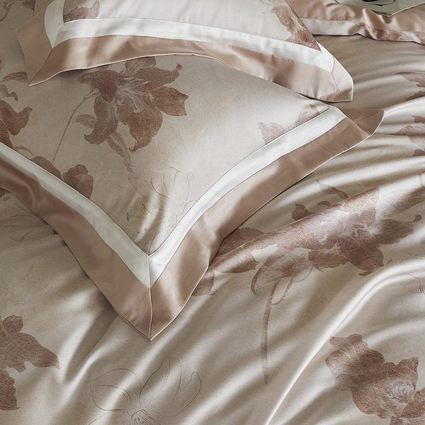 Refined Floral Bedding Set