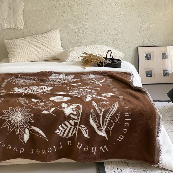 Nature-Inspired Sherpa Throw Blanket
