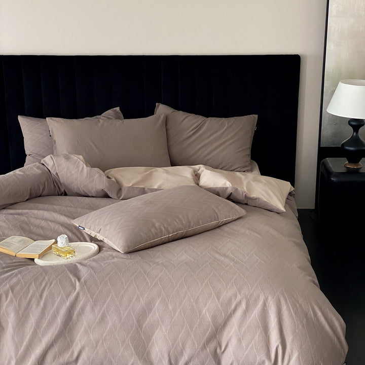Cloud Crest Bedding Set