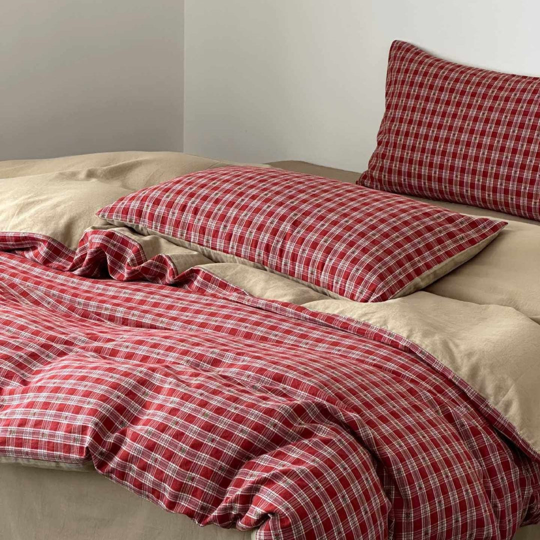 Vintage Red Checkered Bedding Set Collection