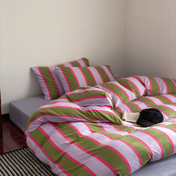Lively Shades Cotton Bedding Set