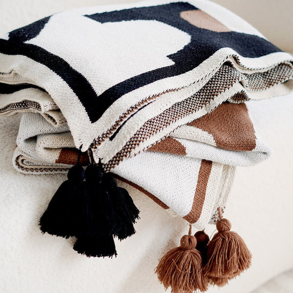 Knitted Horse Tassel Blanket