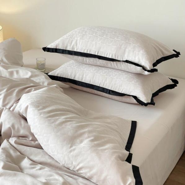 Black Lined Heart Bedding Set