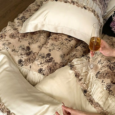 The Oasis Luxe Bedding Set