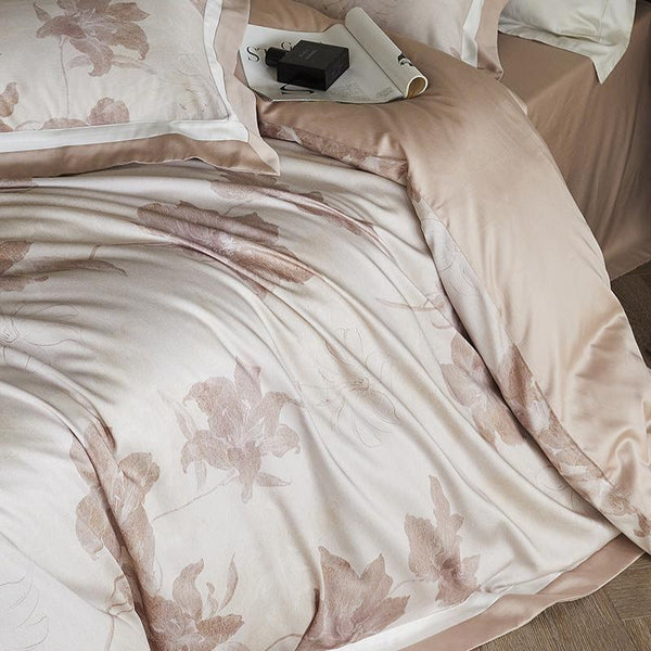 Refined Floral Bedding Set