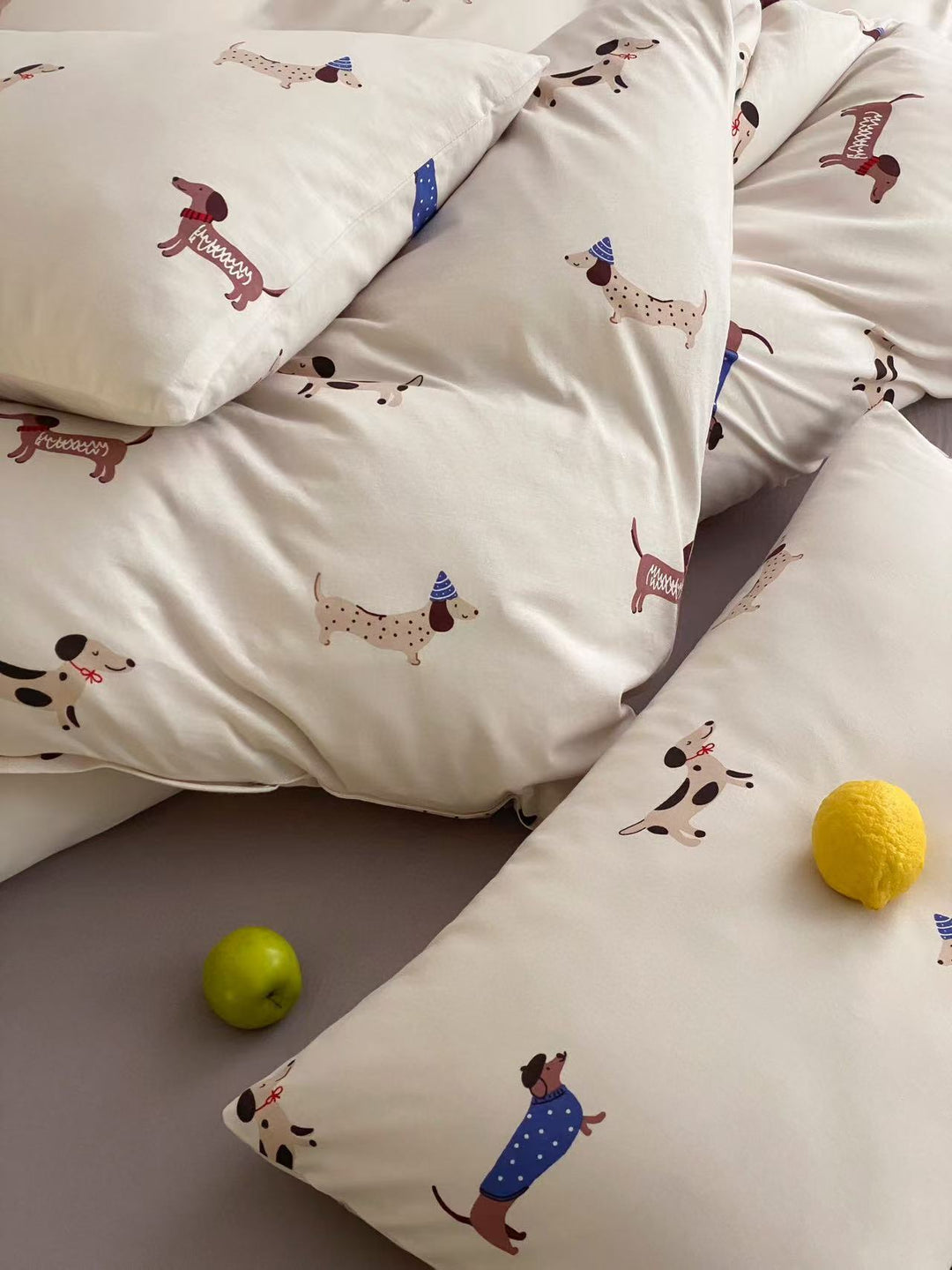 Sweater Dachshund Bedding Set